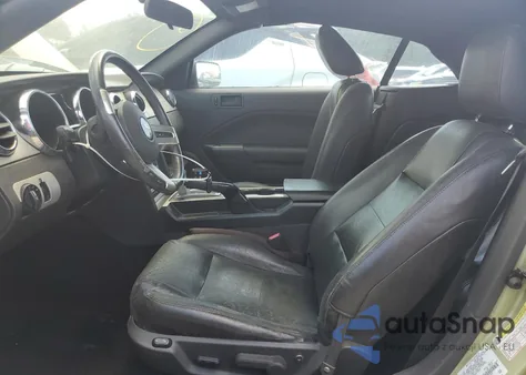 2005 Ford Mustang из США, поврежденный, VIN 1ZVFT84N255192793